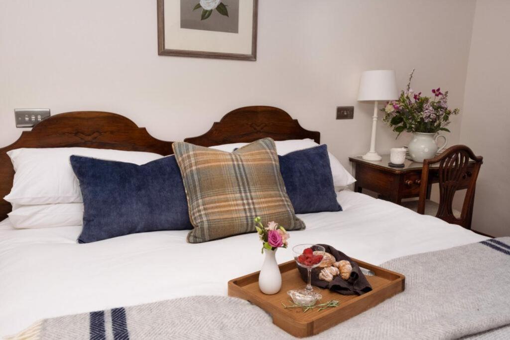 The Apple Rooms - Houghton Lodge ストックブリッジ エクステリア 写真